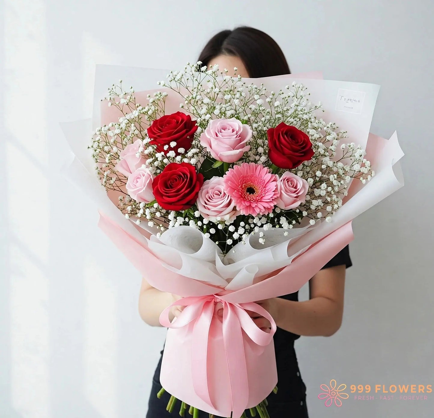 Velvet Serenade Bouquet delivery Hong Kong: Pink and red roses with white baby's breath and green fillers